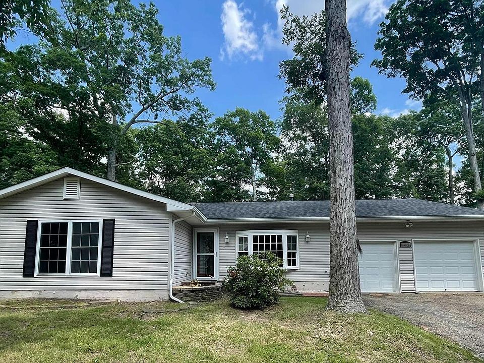 1st image of 801 Salem Dr