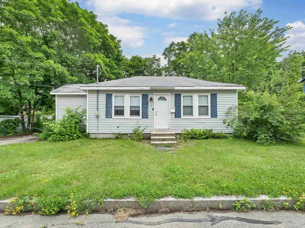 2 Warren Street, Rochester, NH 03868