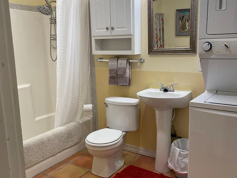 3525 Thaxton Ave SE #A — Photo 10