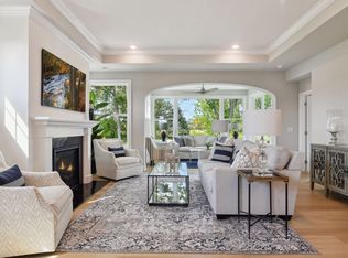 3725 Queensland Ln N, Plymouth, MN 55446