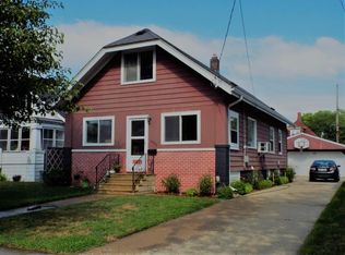 4045 8th Ave, Kenosha, WI 53140