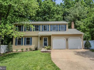 1350 Grant St, Herndon, VA 20170