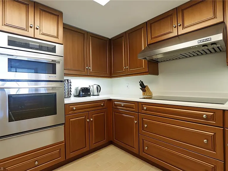 60 Seagate Dr #704 — Photo 10