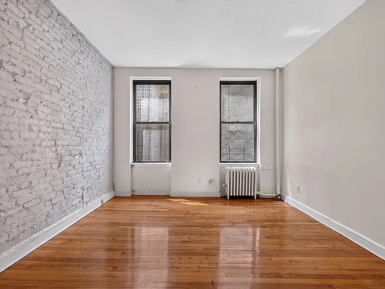 969 1st Ave #4S — Photo 6