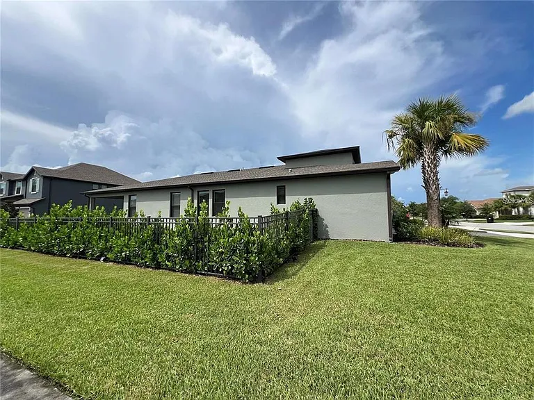 4567 Tivoli Dr — Photo 64
