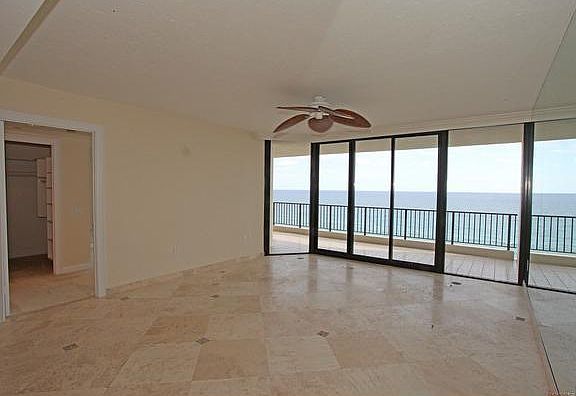 5th image of 800 Ocean Dr APT 903