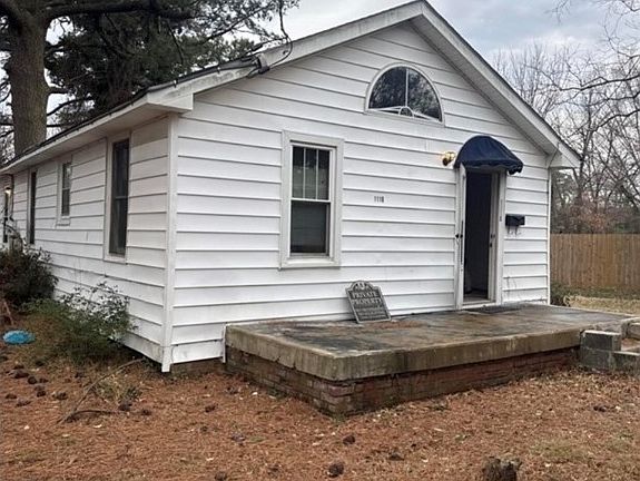 3rd image of 111 Tyler Ave
