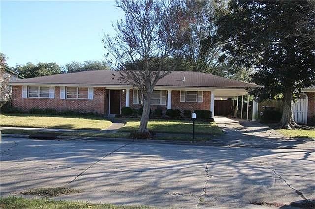 1st image of 4611 Charlene Dr #0