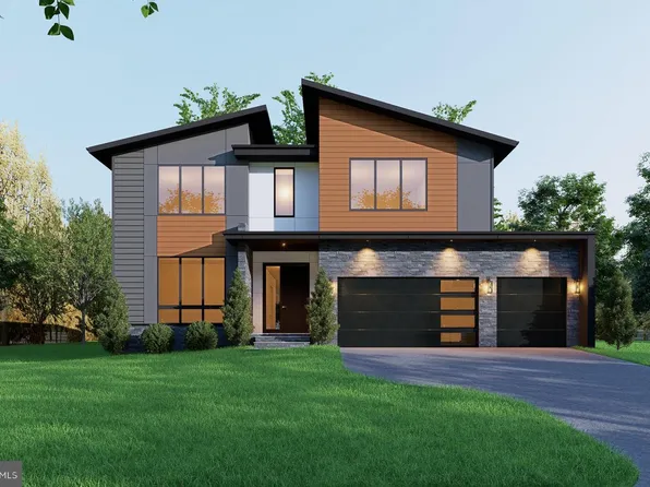 911 Desale St SW, Vienna, VA 22180