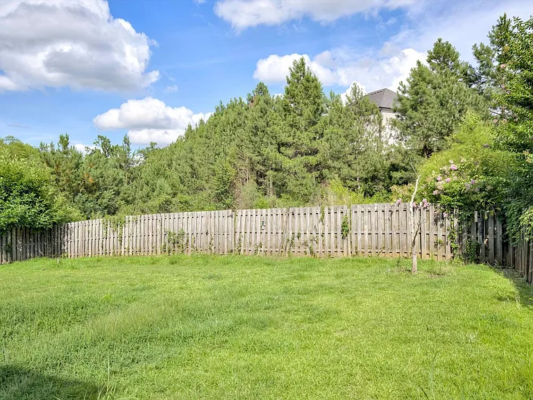 542 Oconee Cir — Photo 51