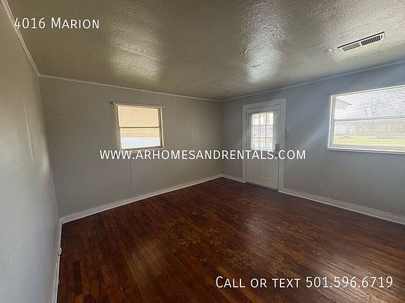 3rd image of 4016 Marion St