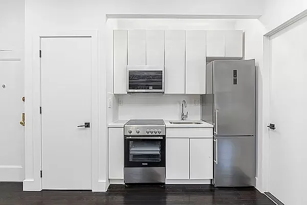 Rented by Corcoran | media 15