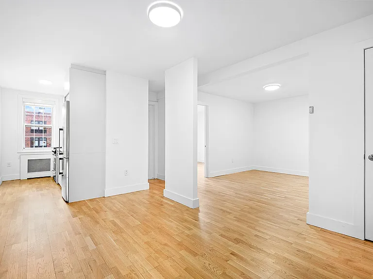 777 Saint Marks Ave #3K — Photo 6