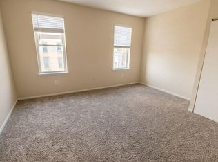 1438 Snyder Ave Floor 3, Philadelphia, PA 19145