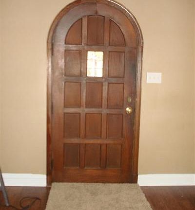 5th image of 654 S Weinbach Ave