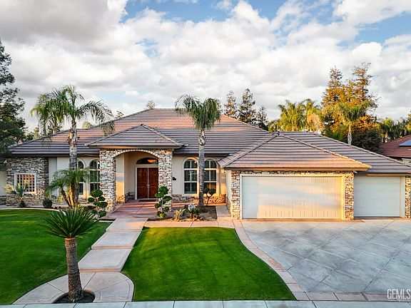 5th image of 12700 Clay Creek Ct