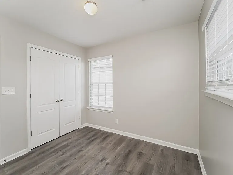 6913 Seney Dr — Photo 14