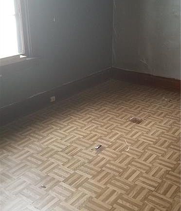 3rd image of 347 Cornwall Ave