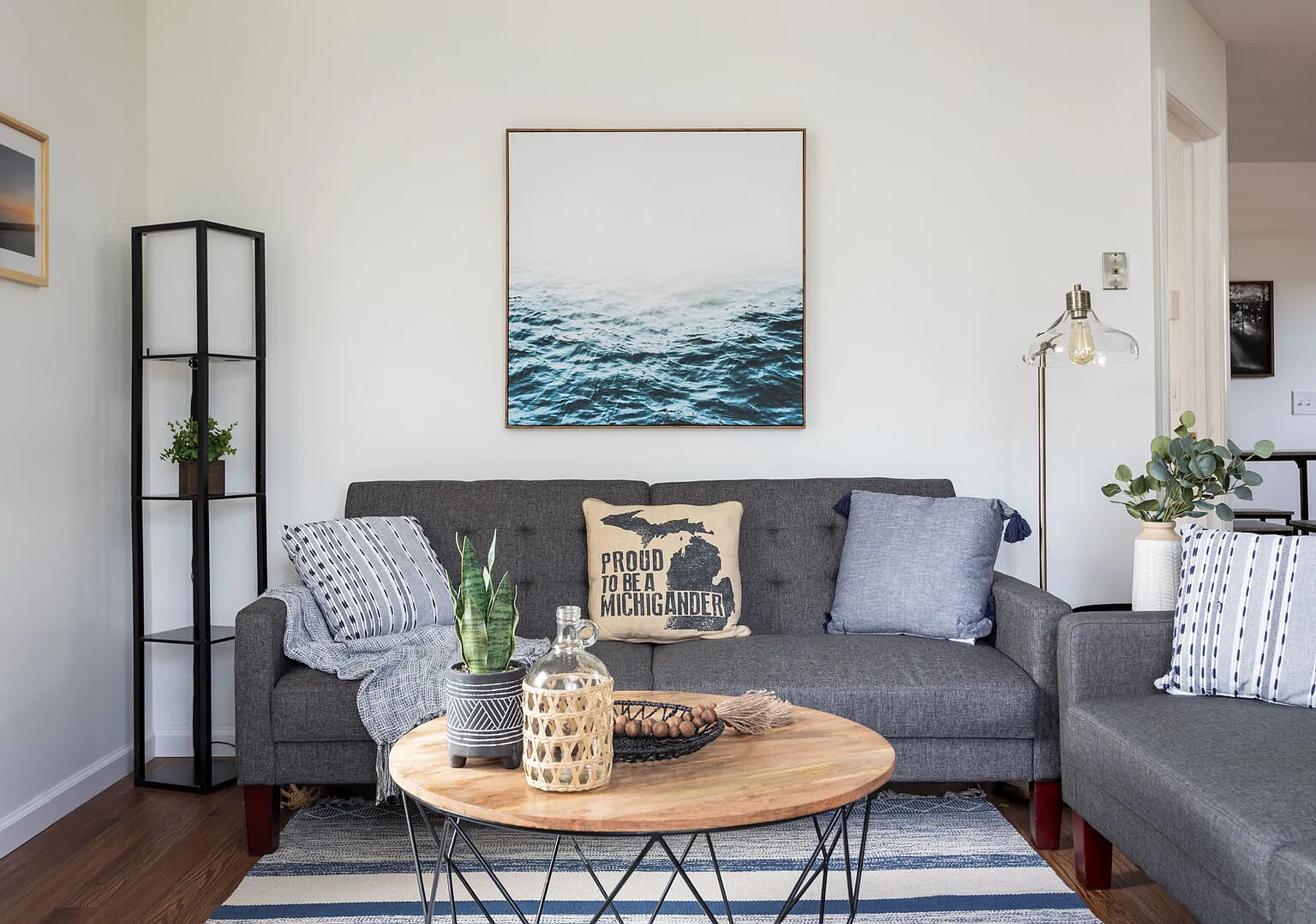1 bed, 700 sqft, $1,400 — Photo 1