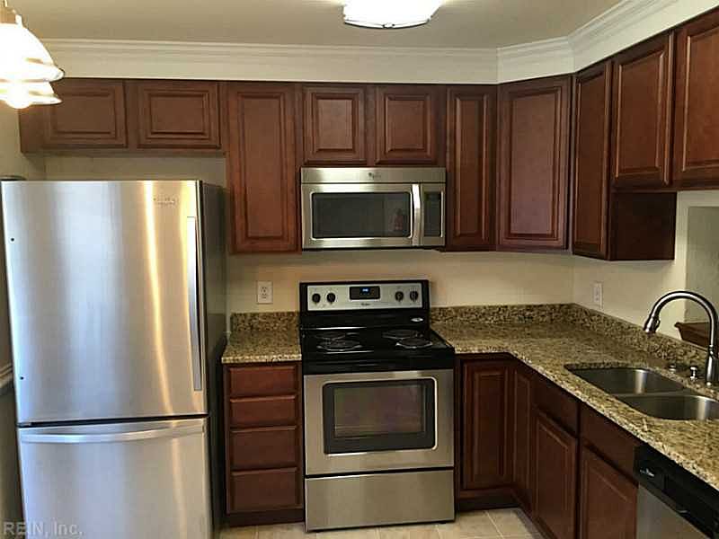 2nd image of 4728 Bay Quarter Ct