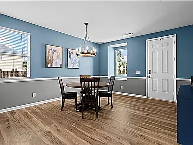 4 bed, 2.5 bath, 3310 sqft, $2,900 — Photo 3