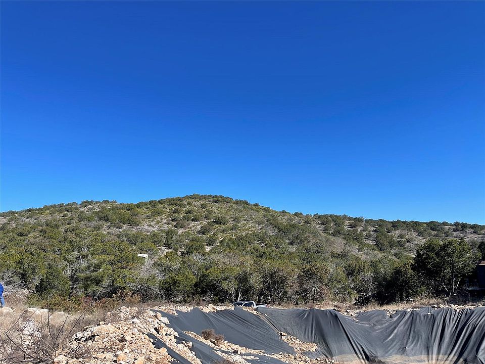 1st image of 305 Walnut Springs Ranch Rd