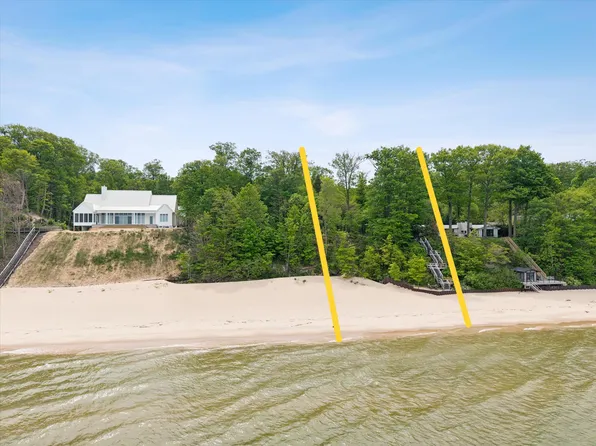 6056 Dune Path, Coloma, MI 49038