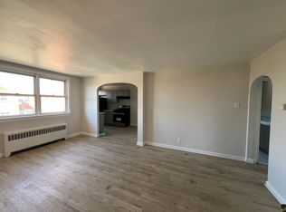 6923 Oakland St FLOOR 2, Philadelphia, PA 19149
