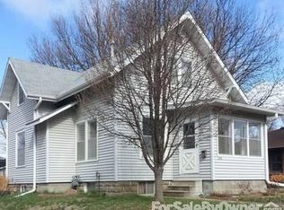1229 Boswell Ave, Crete, NE 68333