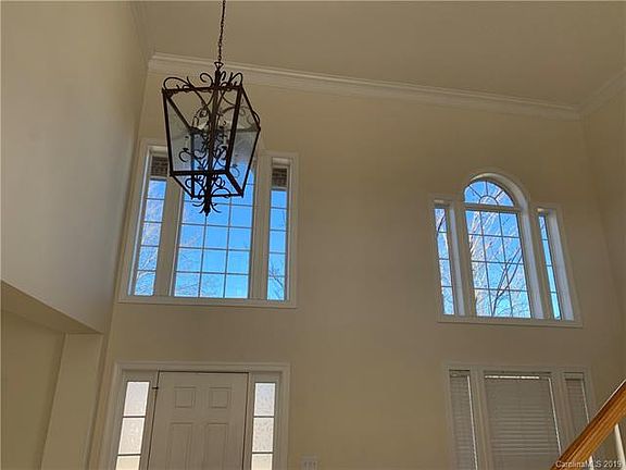 4th image of 11238 Fountaingrove Dr