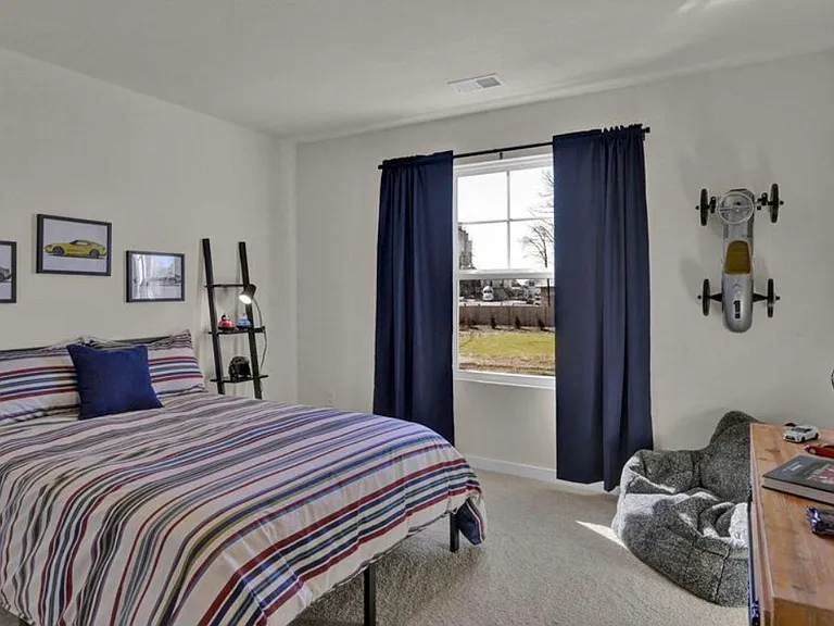 8465 Mulberry Way — Photo 4