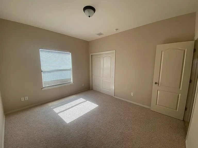 3840 Tierra Lisboa Ln — Photo 13