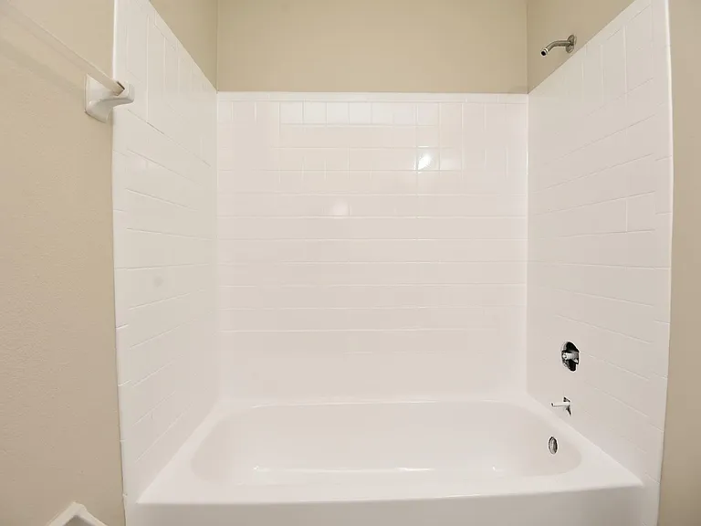 5462 Bracken Ct — Photo 11