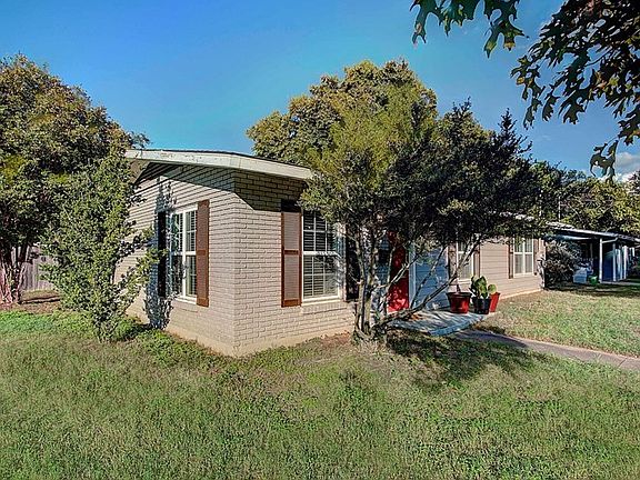 3rd image of 1312 Dwyce Dr
