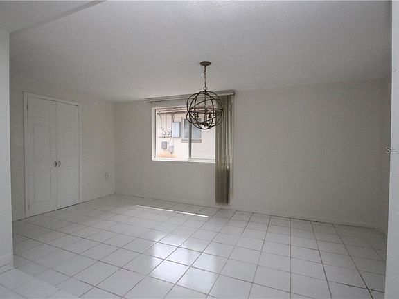 5th image of 2312 Belmar Dr APT W