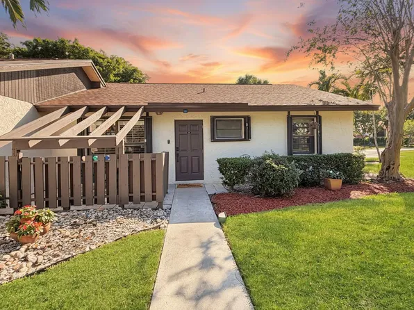 48 Via De Casas Norte, Boynton Beach, FL 33426