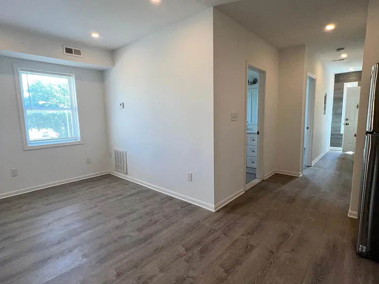 1646 F St NE #2 — Photo 11