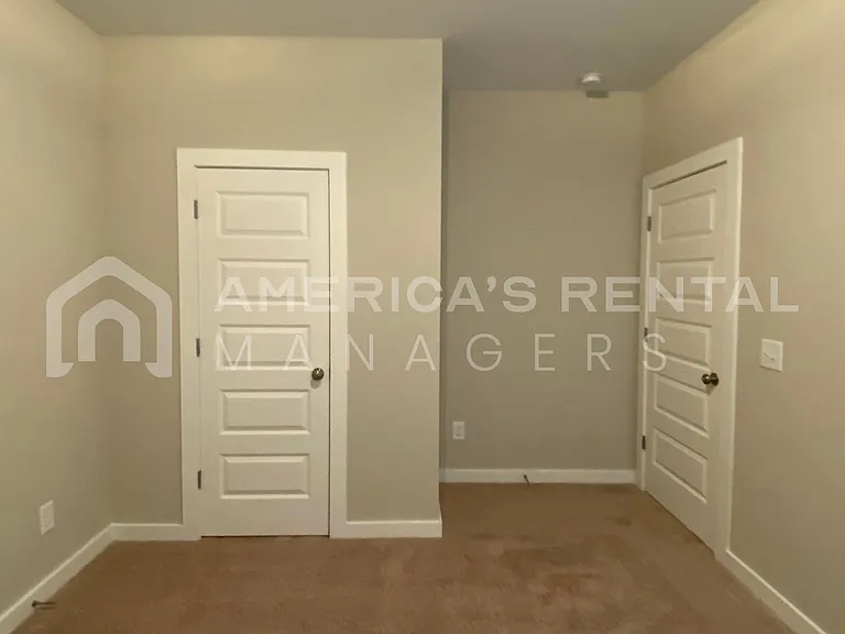 101 County Road 1701 — Photo 8