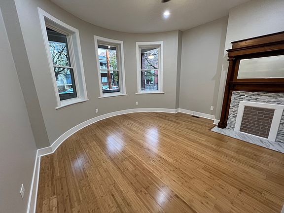 2nd image of 246 Lehigh Ave APT 1