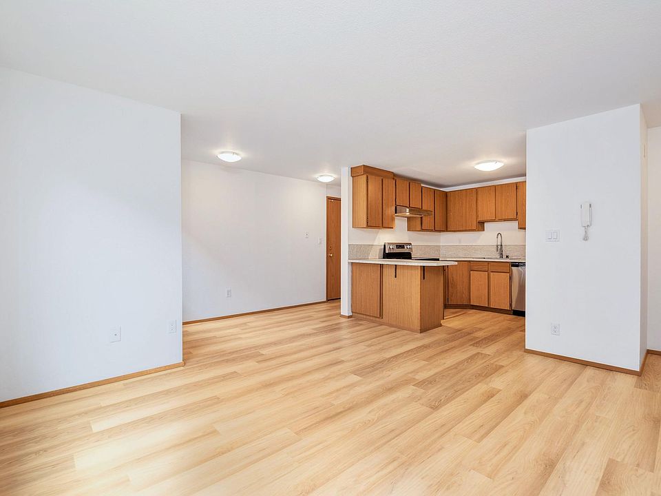 1st image of 4250 34th Ave W APT 104