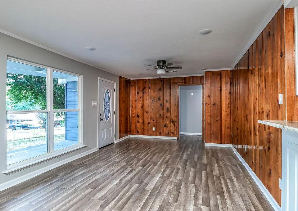 904 Skyview Dr
