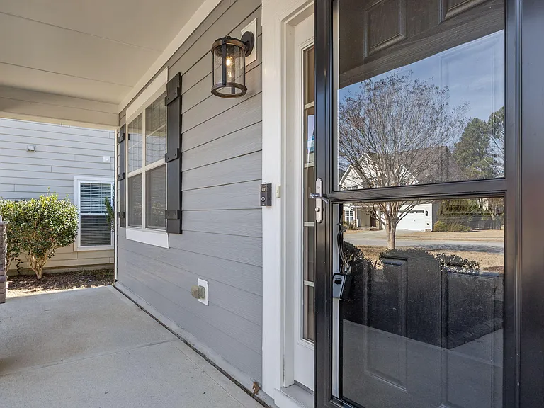 729 Lake Artesia Ln — Photo 4