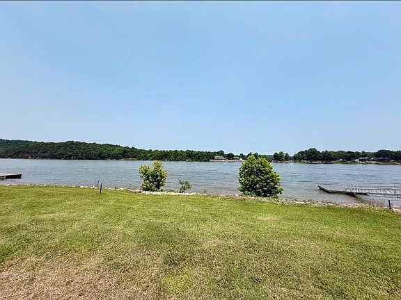 3rd image of 1039 River Front Dr
