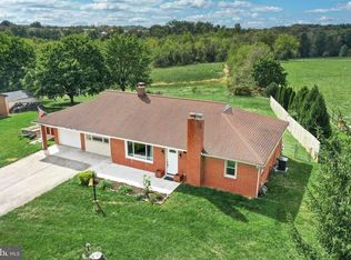 5740 Clearview Rd, Dover, PA 17315