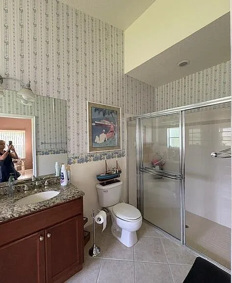 471 Lismore Ln — Photo 12
