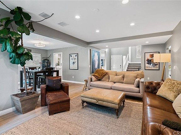 5th image of 25906 Bellis Dr