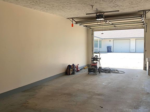 4th image of 620 S 7th St #1