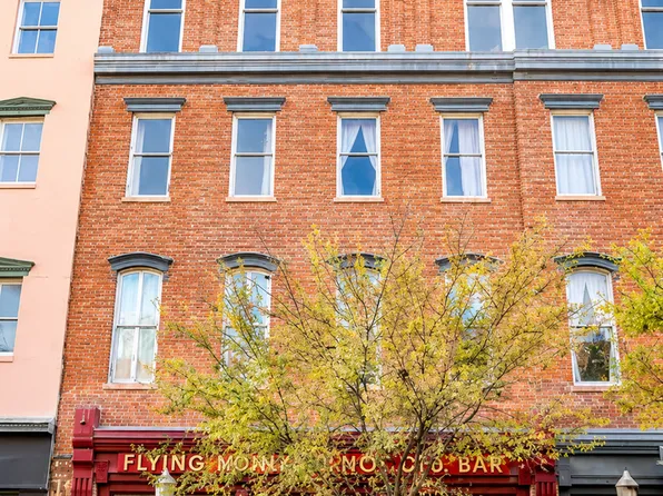 5 W Broughton St #401, Savannah, GA 31401