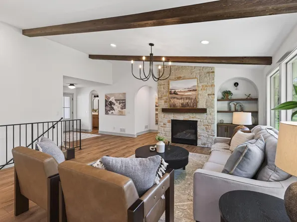 5400 Malibu Dr, Edina, MN 55436