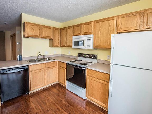 4th image of 1829 Southcross Dr #2105